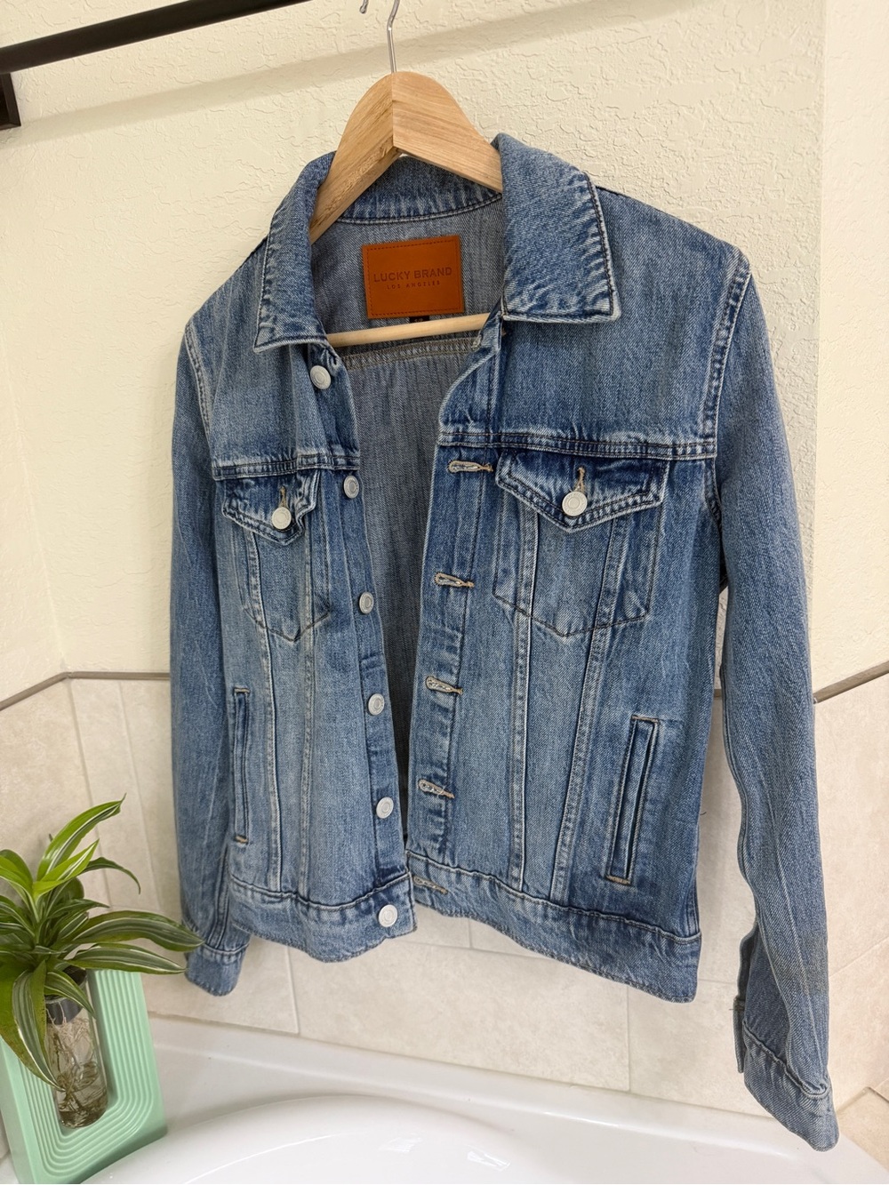 Lucky Brand Medium Wash Blue Denim Jacket
